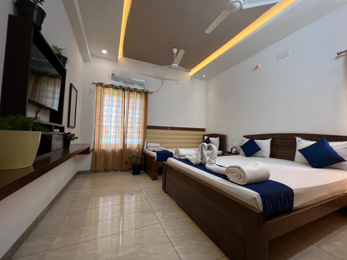Raja Residency Hotel Alandurai Bagian luar foto