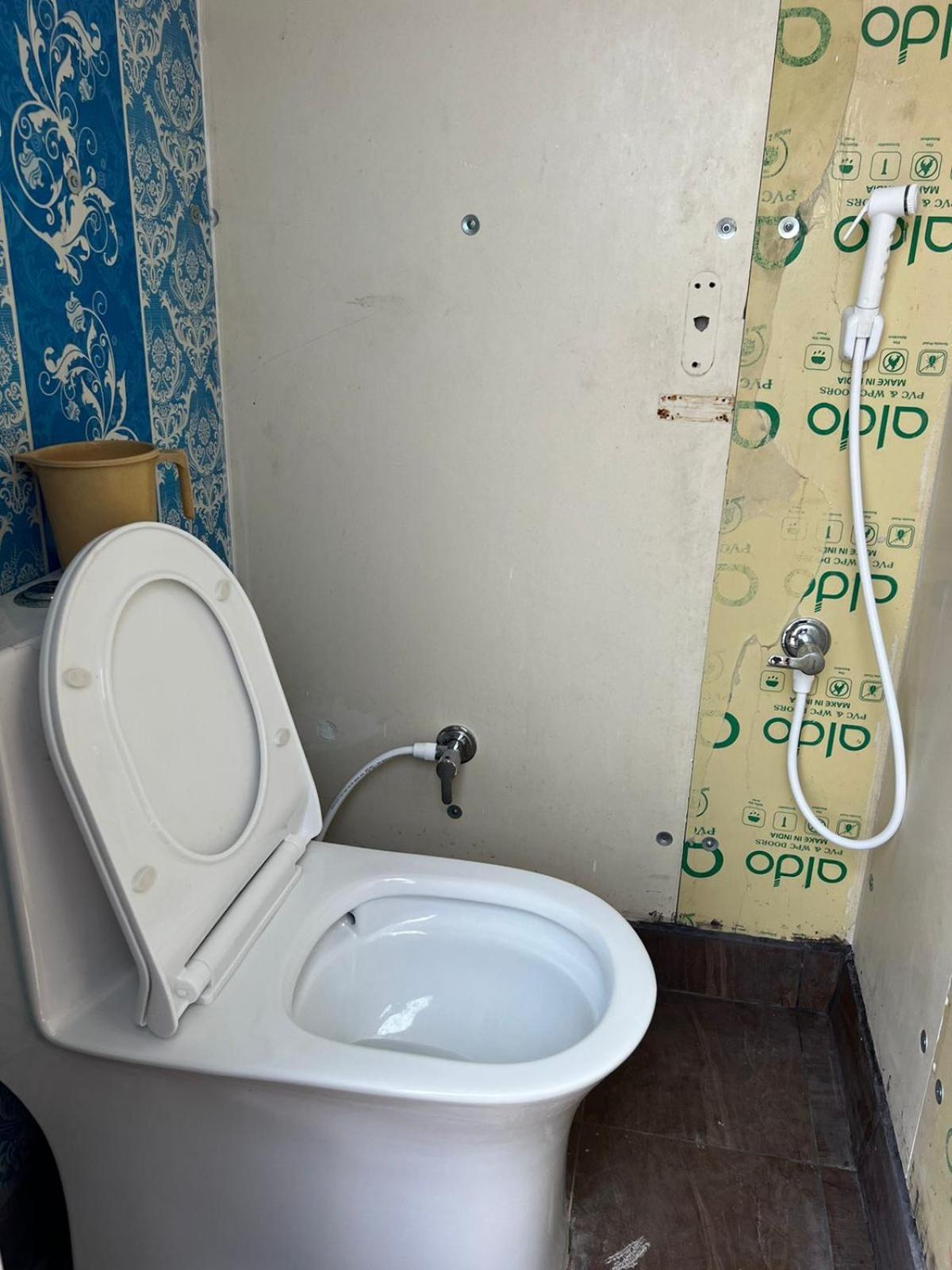 Raja Residency Hotel Alandurai Bagian luar foto